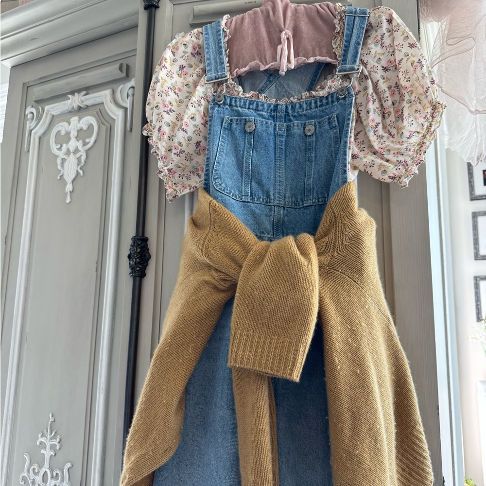 DOEN 🌸 “PORTIA” TOP SMOCKED BLOUSE, Size M
